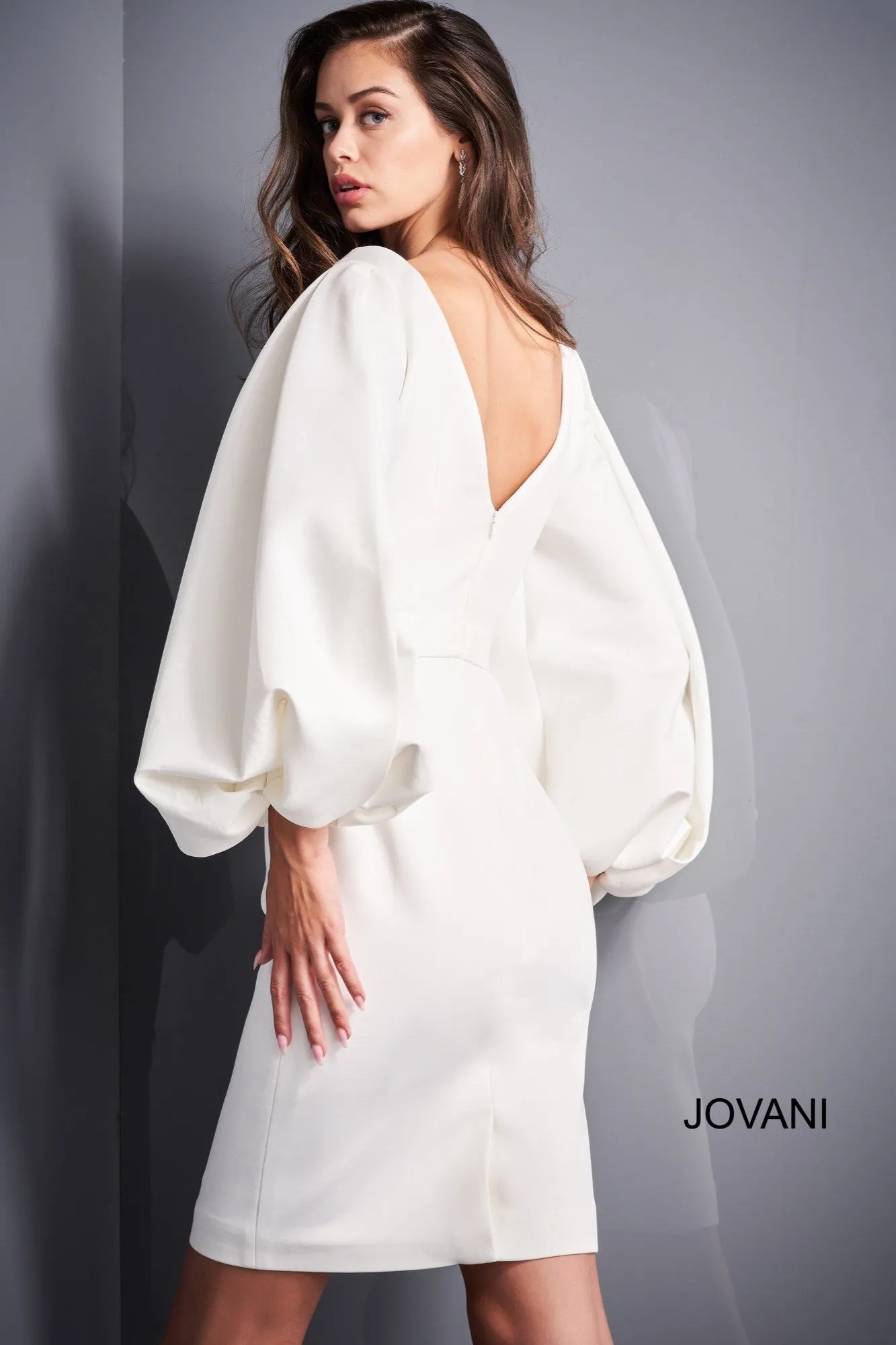 04370 JOVANI