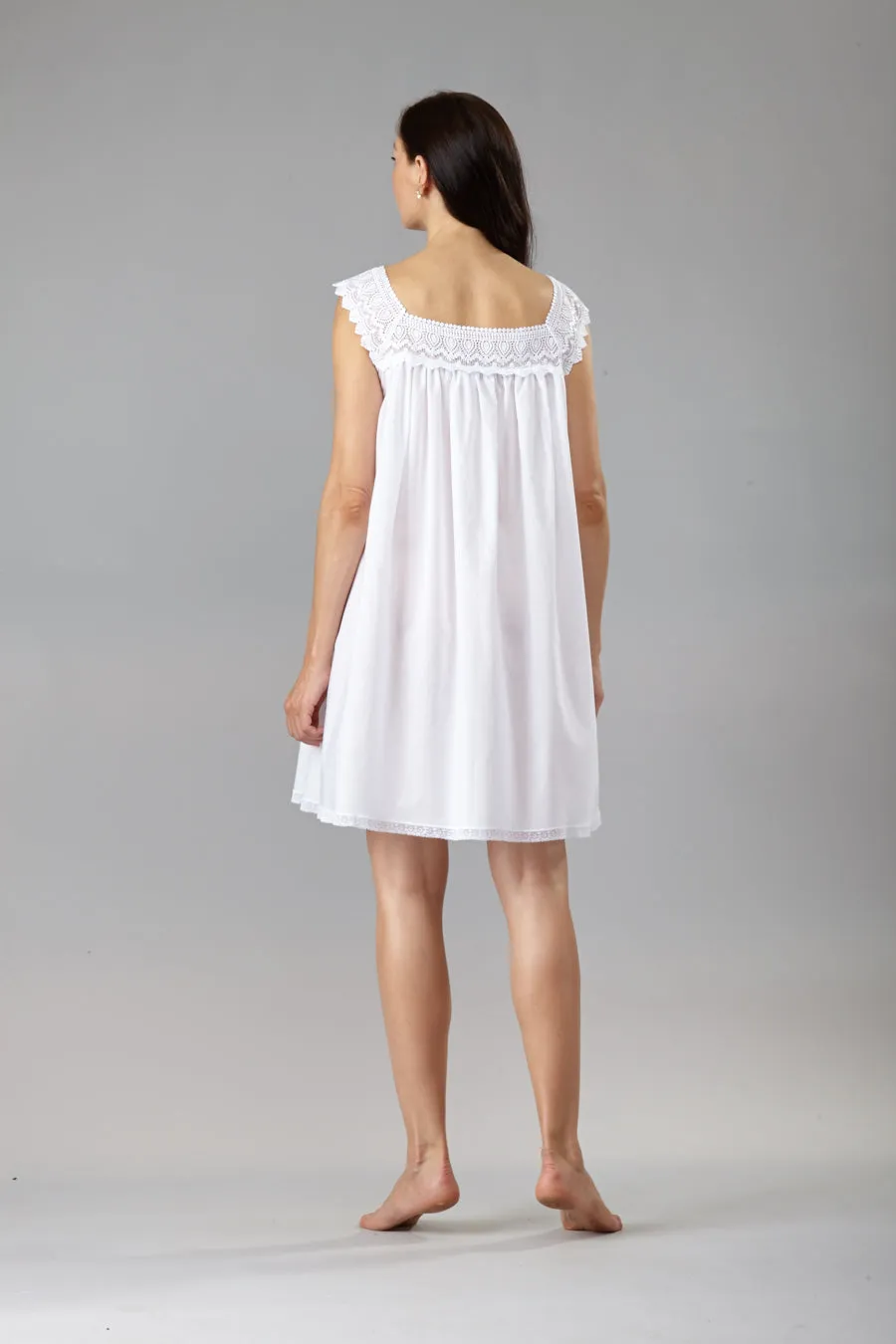 1501 - Short gown