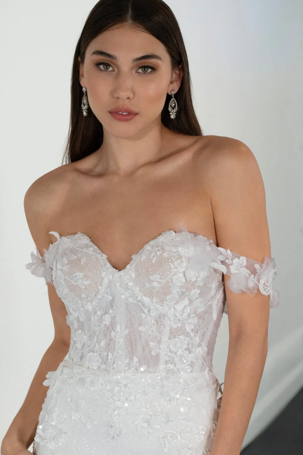 1612 Essense Martina Liana