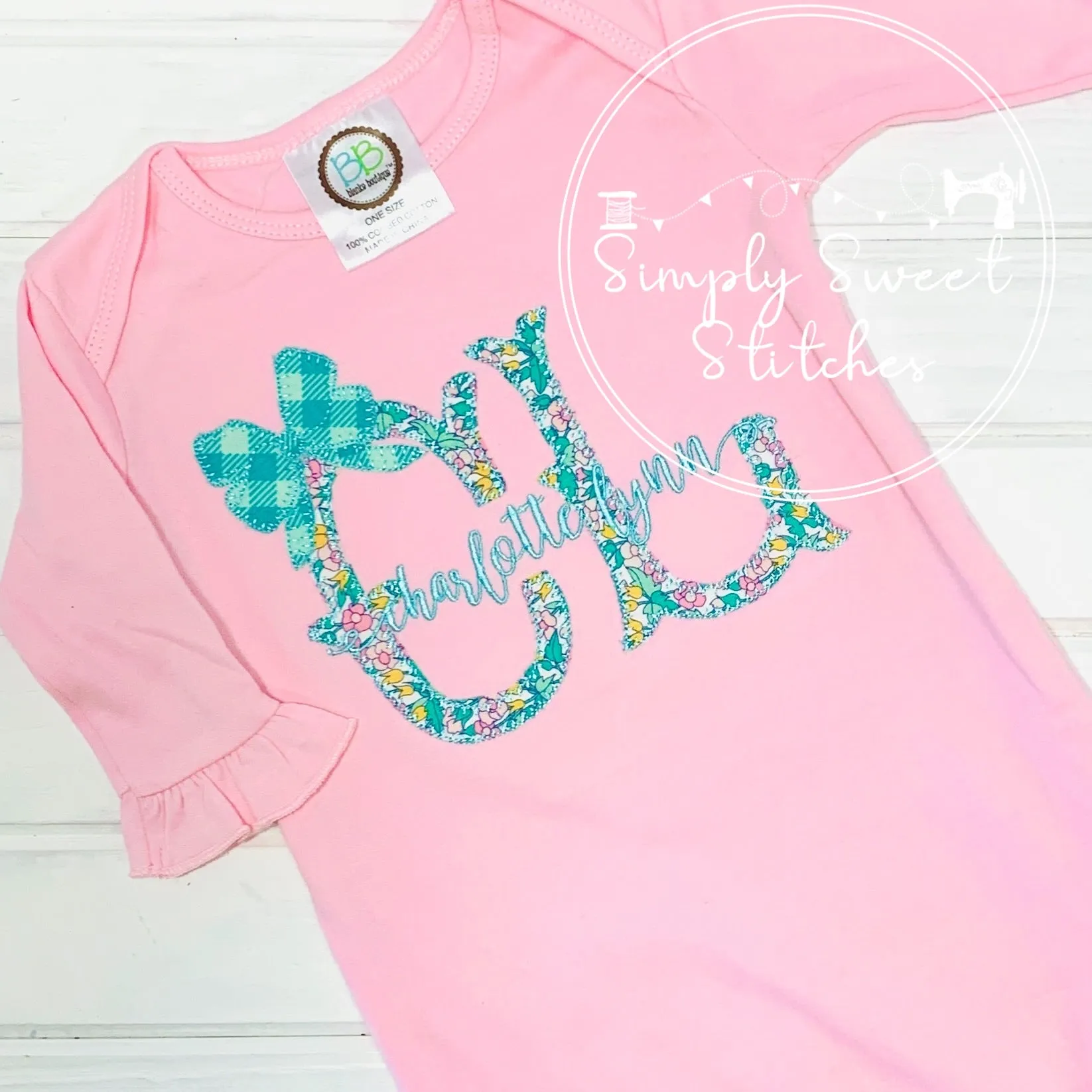 1764 - APPLIQUE INITIALS WITH BOW - APPLIQUE BABY GOWN