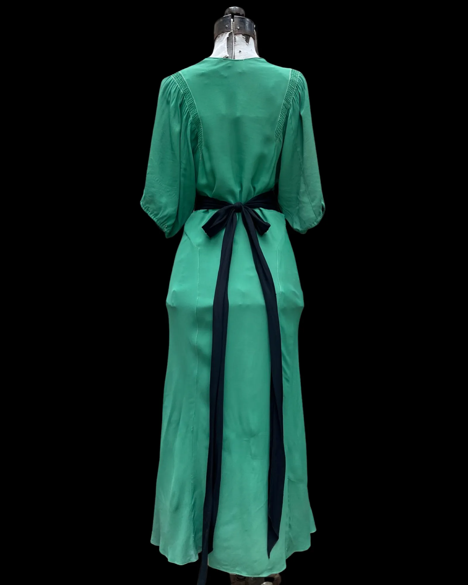 1930s Bias Cut Rayon Crepe Kelly Green Balloon Sleeve Dress