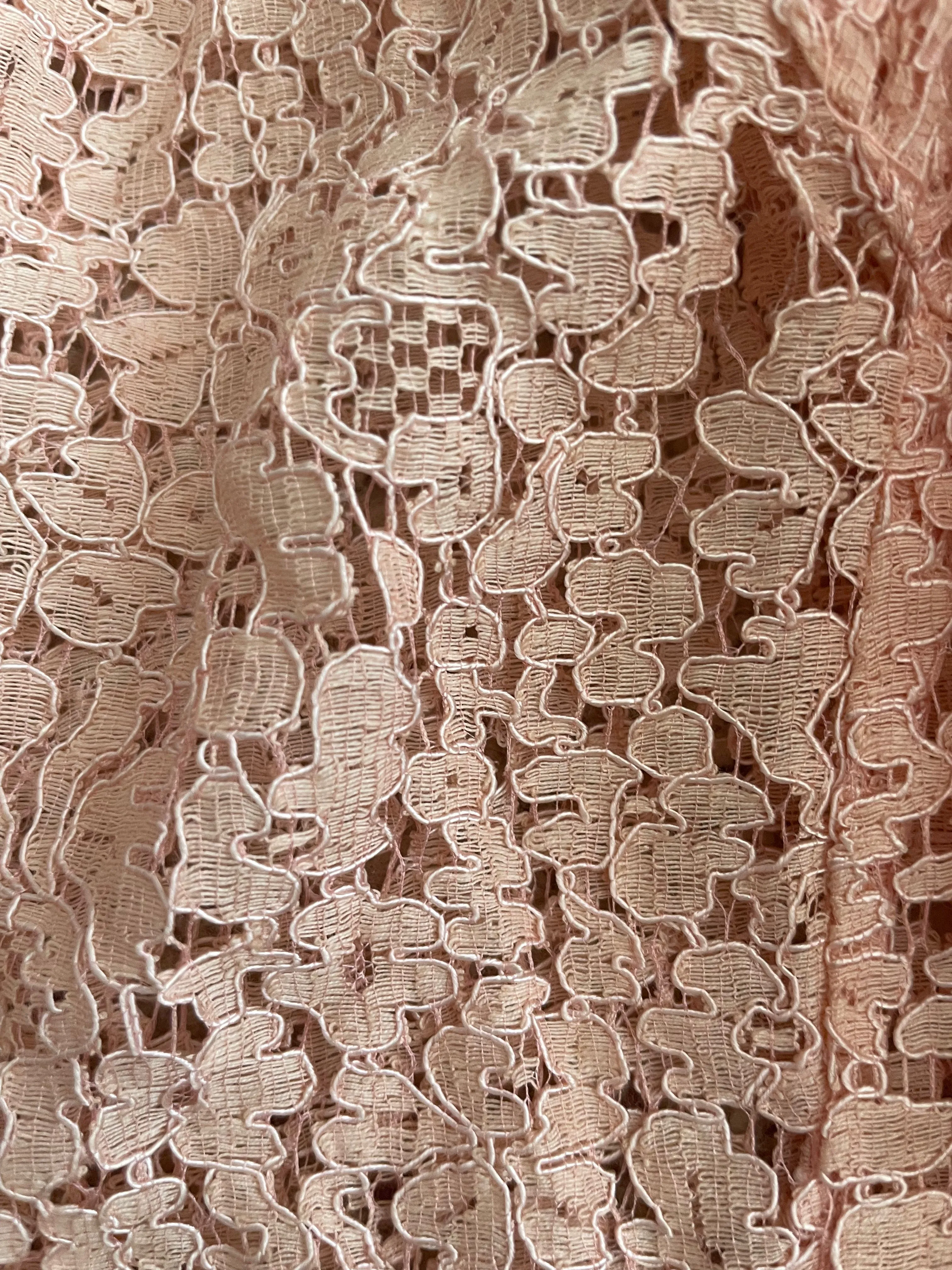 1930s Pale Pink Balloon Sleeve Dress