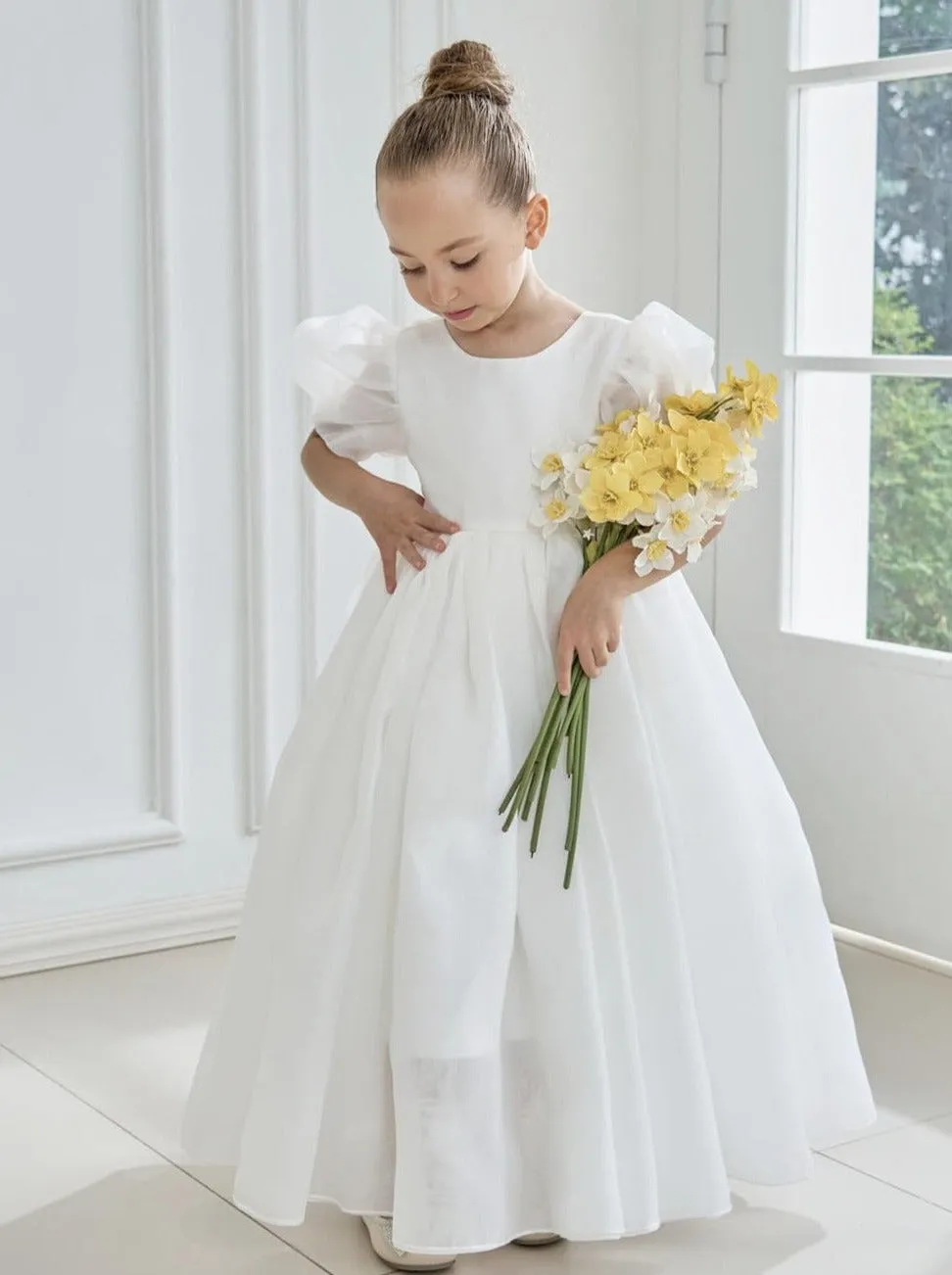2Bunnies Girls' Organza Puff Sleeve Babydoll Dress in White Maxi