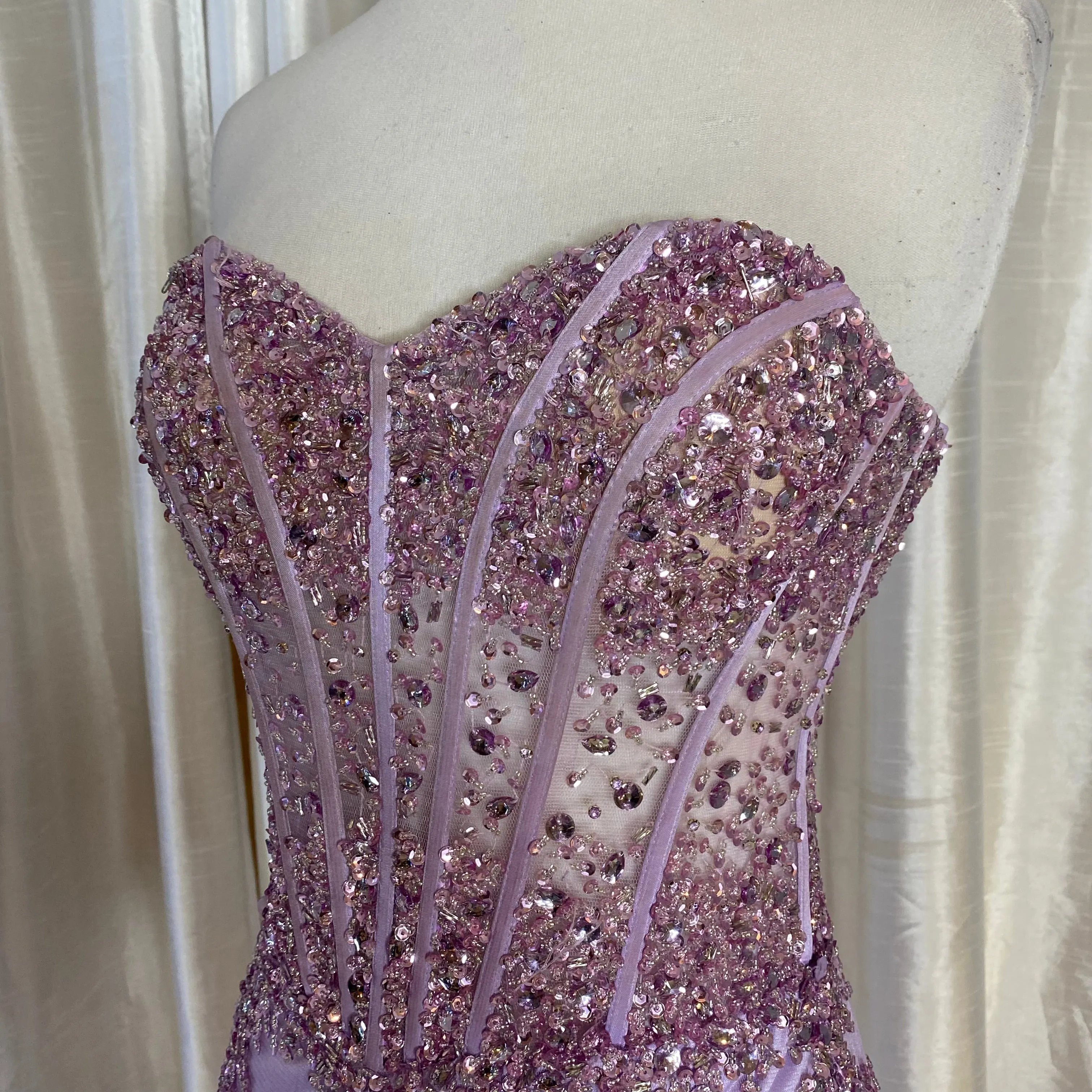 AMELIA COUTURE Style 774 Beaded Strapless Mermaid Gown Lilac Size 4