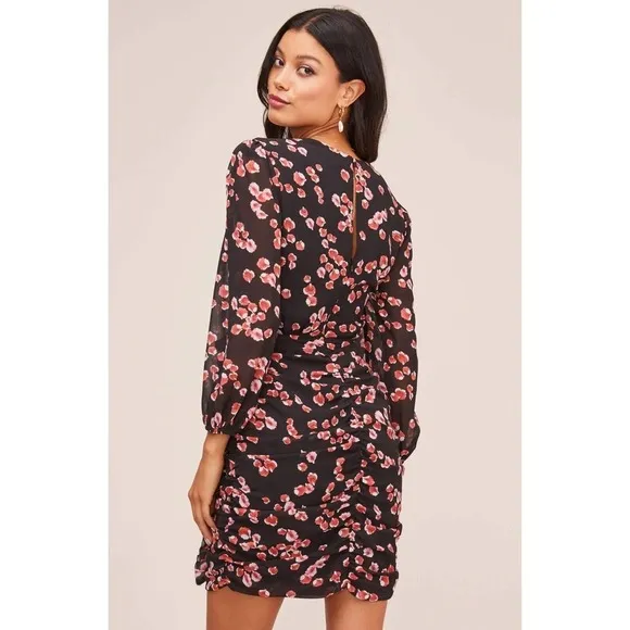ASTR The Label NEW floral Shirred ruched Long Sleeve Mini Dress Sz M