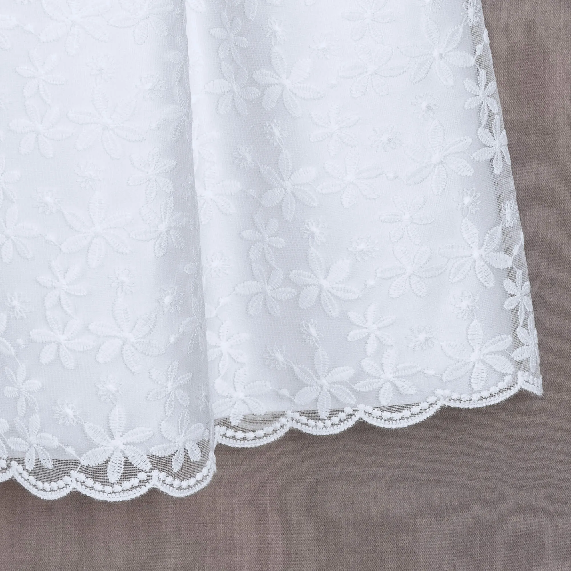 Baby Princess Charlotte Christening Gown and Bonnet - White