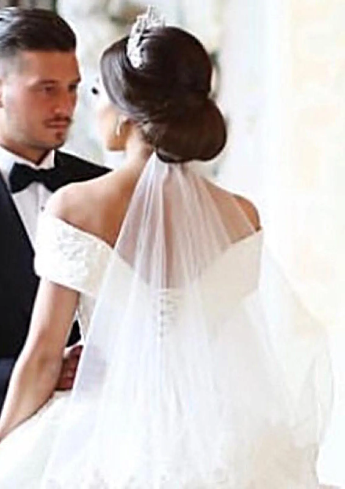 Ball Gown Off Shoulder Sweetheart Chapel Lace Wedding Dress