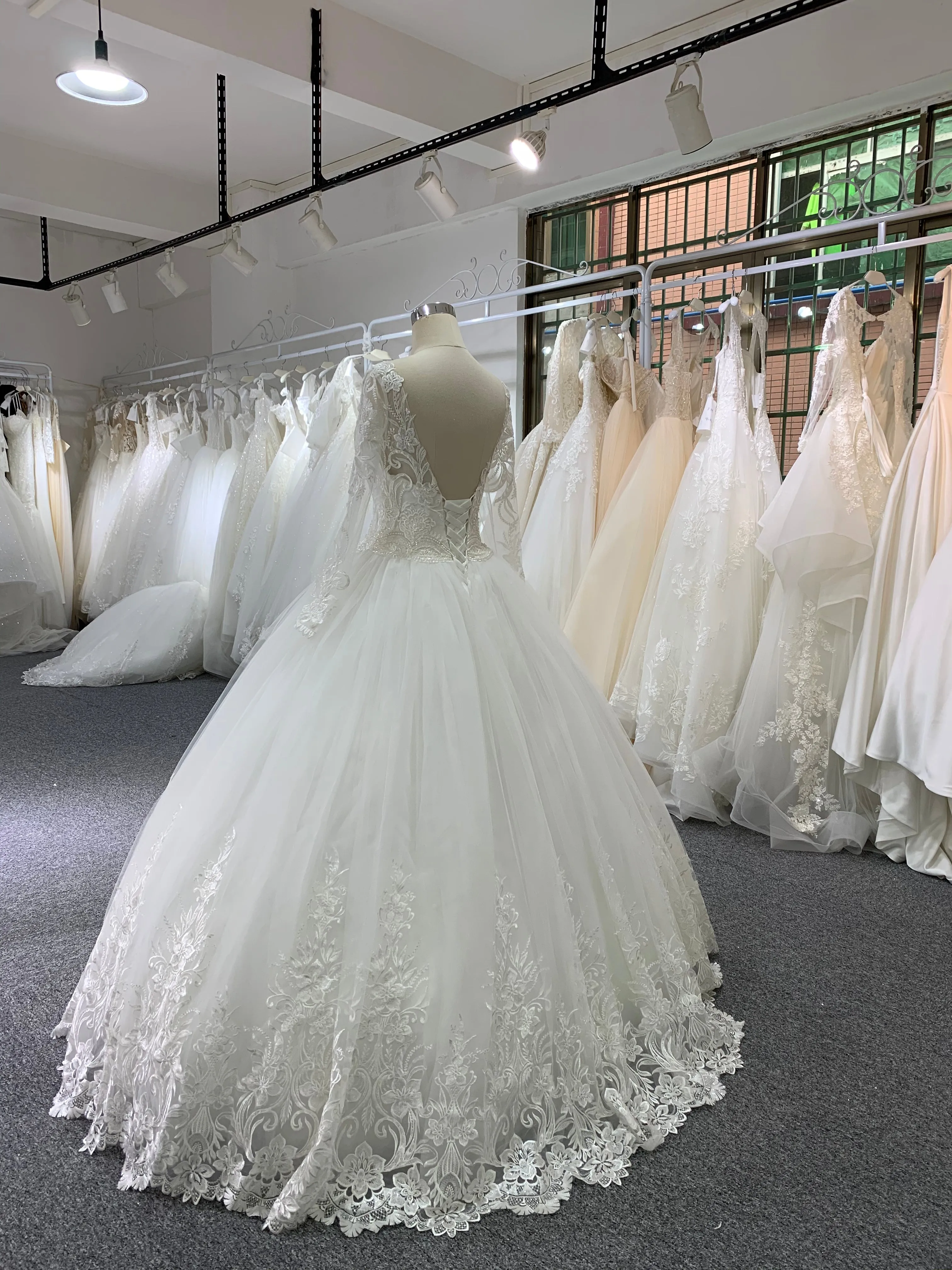 BYG backless long sleeves wedding dress