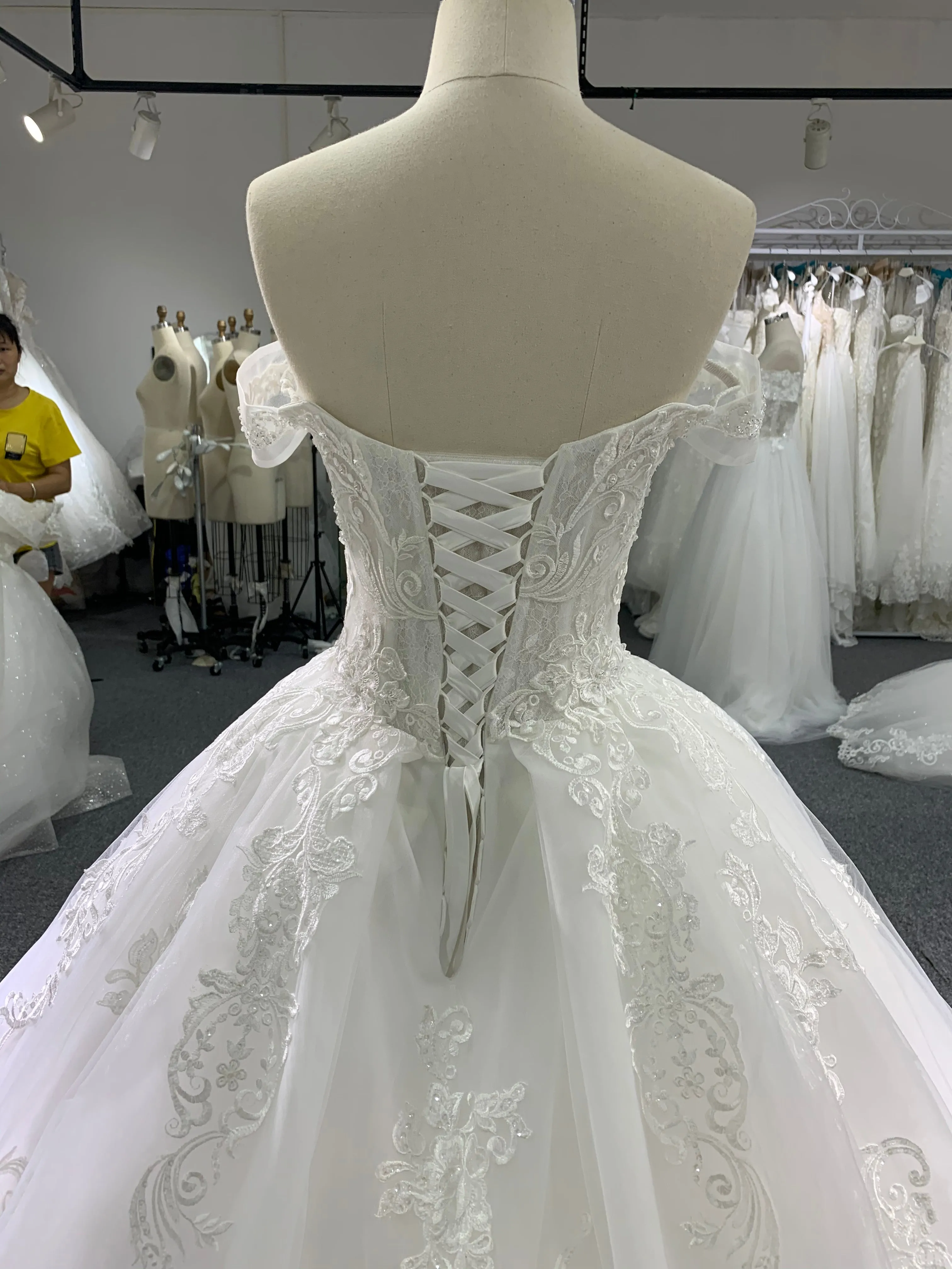 BYG high quality off the shoulder wedding dress
