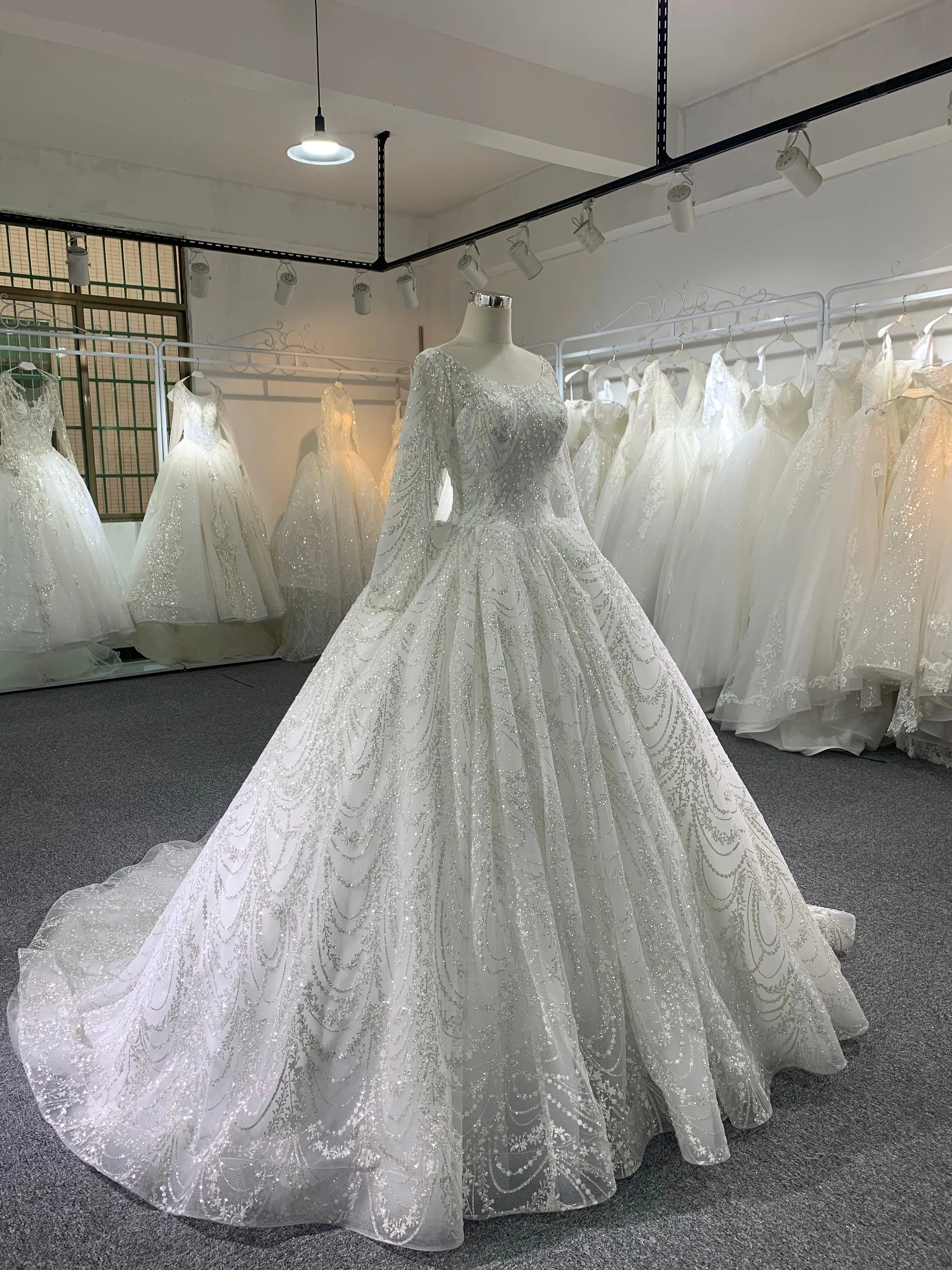 BYG new style scoop neckline wedding dress