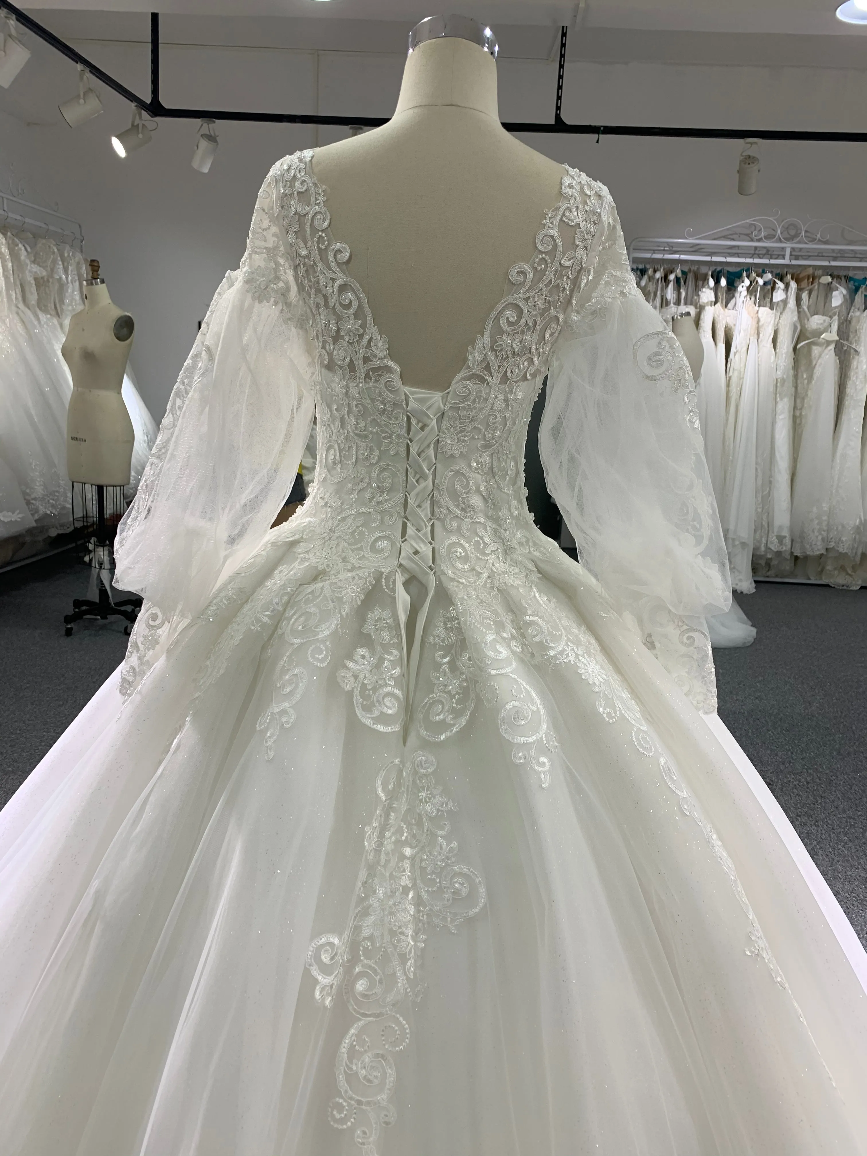 BYG puff sleeves wedding dress