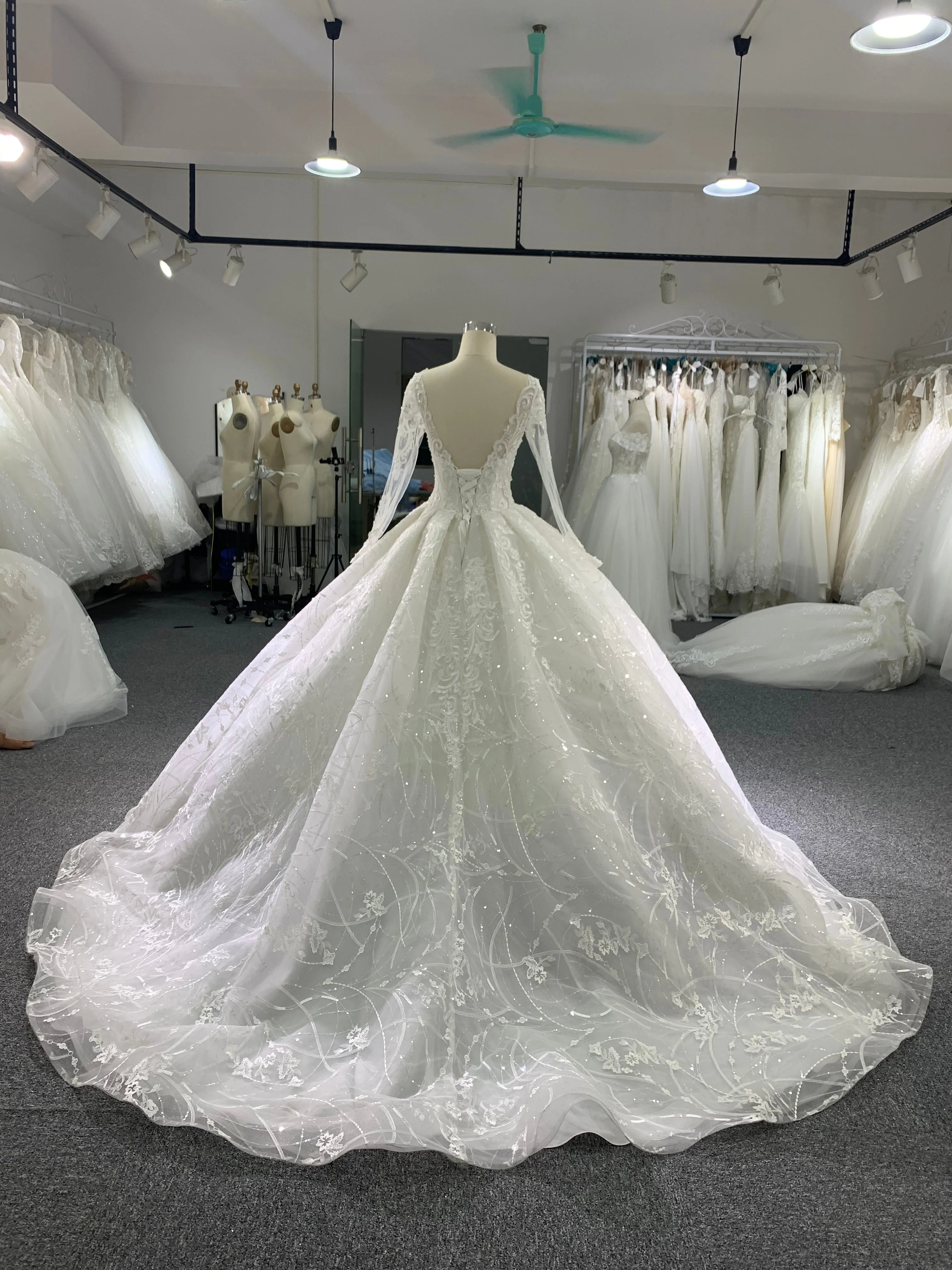 BYG scoop neck long sleeves lace wedding dress