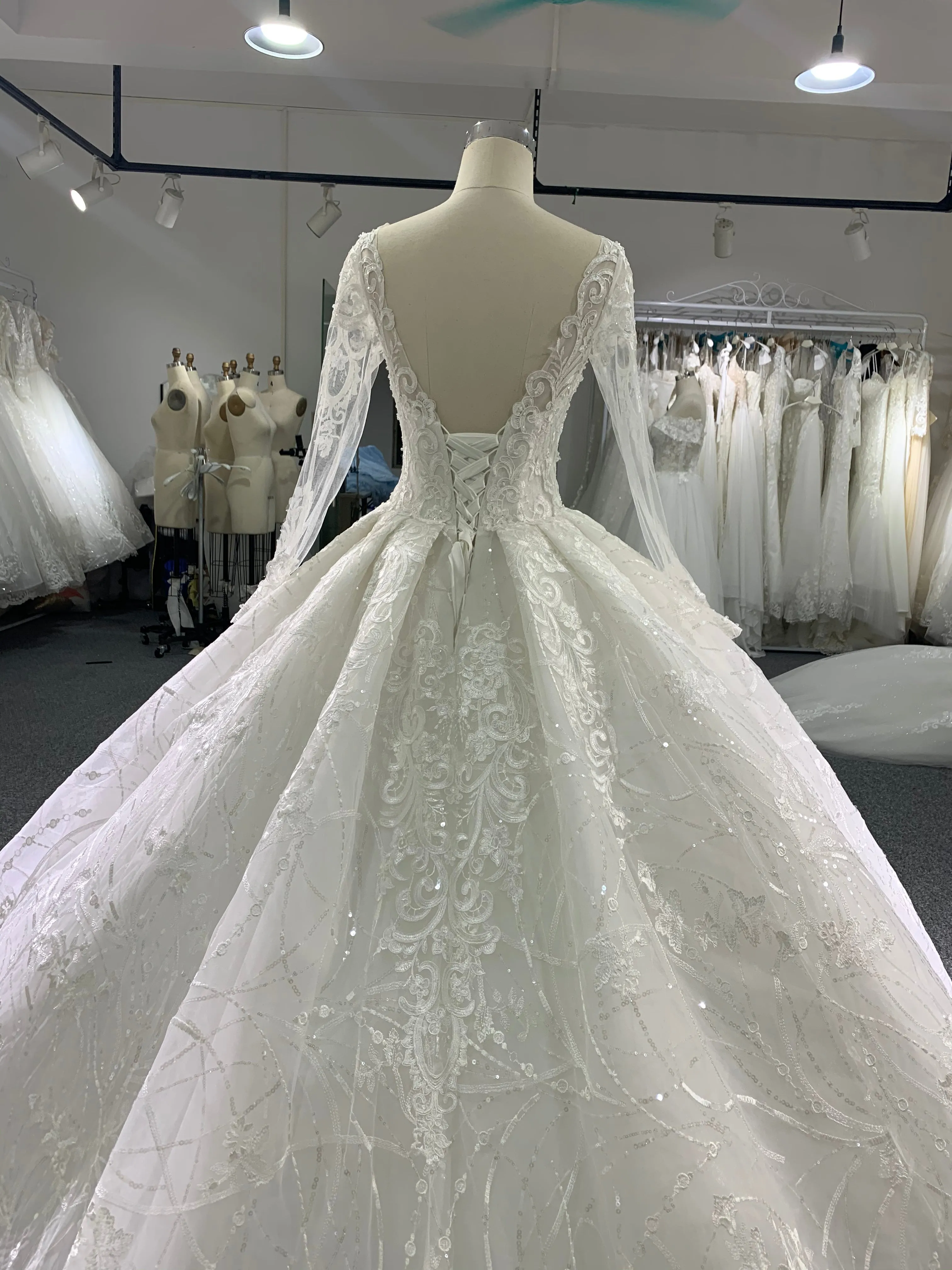 BYG scoop neck long sleeves lace wedding dress