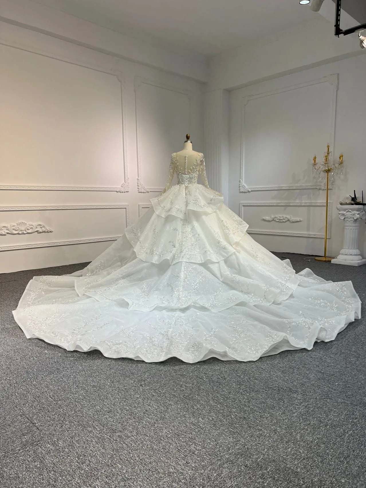 BYG#Z310 LUXURY LAYERING LONG SLEEVES WEDDING DRESS