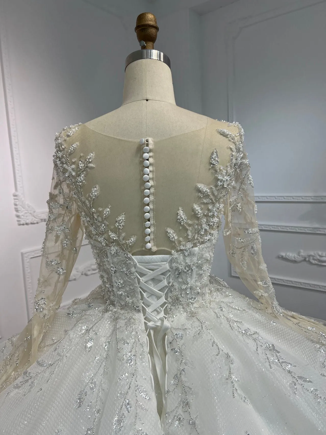 BYG#Z310 LUXURY LAYERING LONG SLEEVES WEDDING DRESS