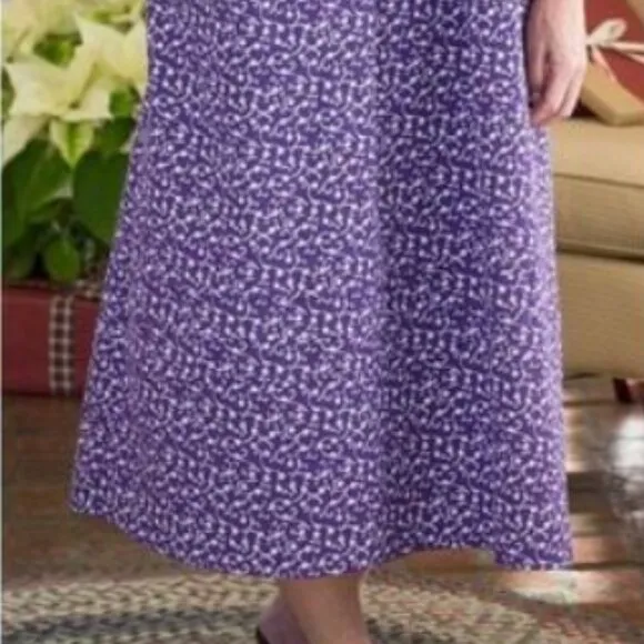 Eileen West Forget Me Not Purple Plum Flannel Nightgown size L