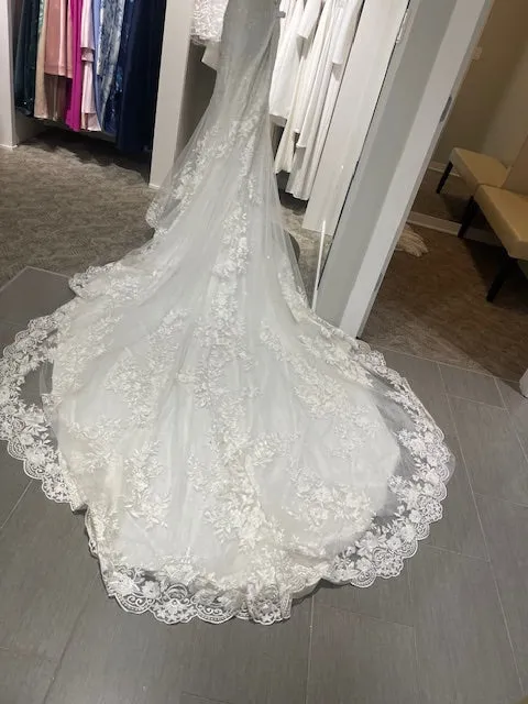Elizabeth Johns Original Gown VH 463 Size 14