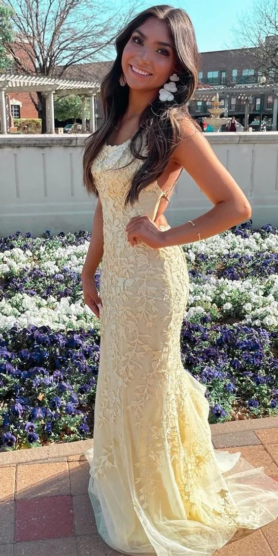 Fitted Backless Yellow Lace Prom Dress