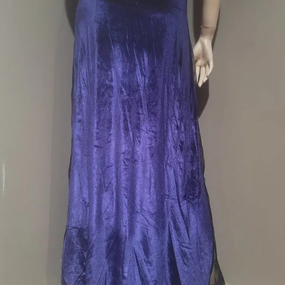Fredericks Of Hollywood Georgine Velvet And Lace Gown Lingerie  Purple
