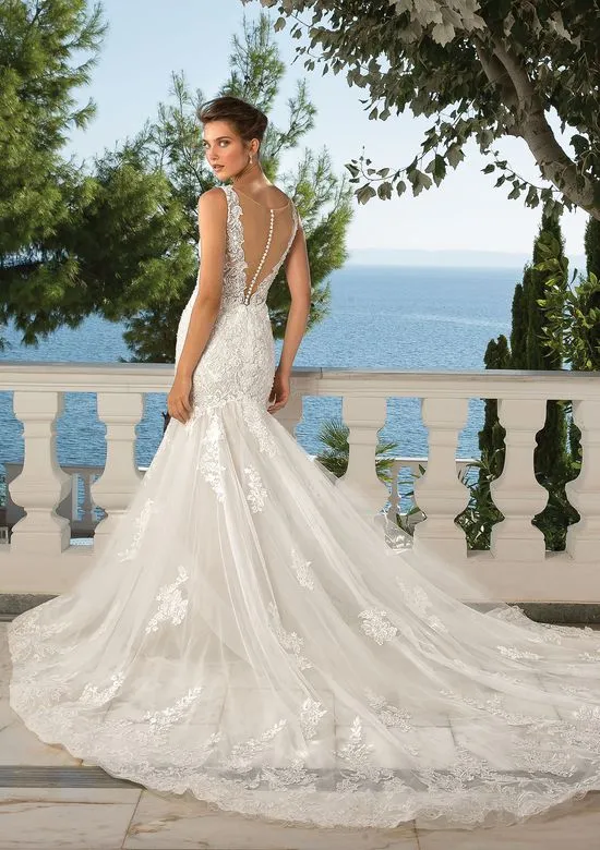 JUSTIN ALEXANDER- Style 88077 - Cassie