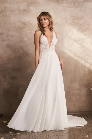 Lillian West - Style 66205
