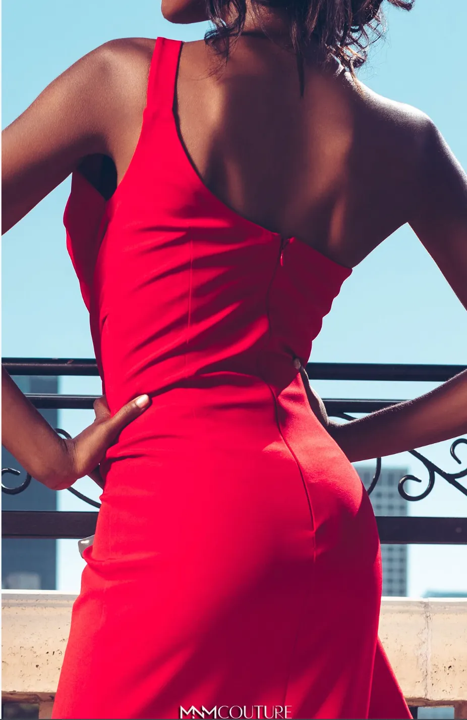 MnM Couture 2425A