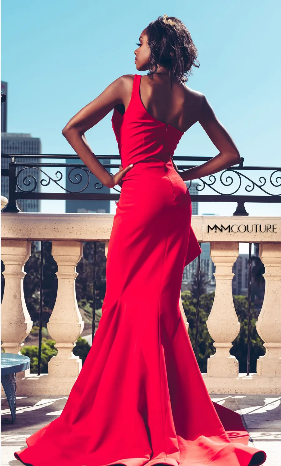 MnM Couture 2425A