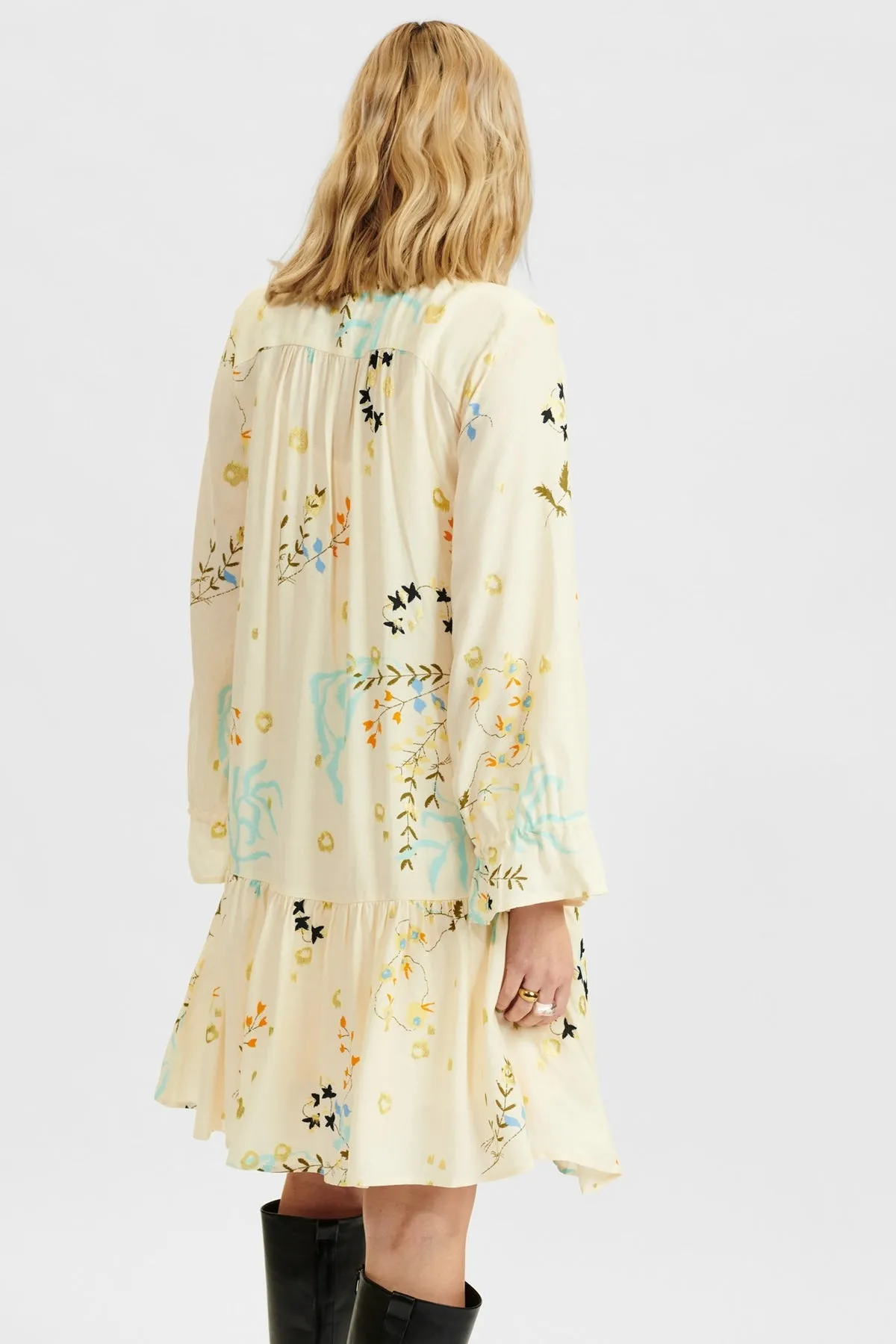 Numph Cadeau Dress in Pristine