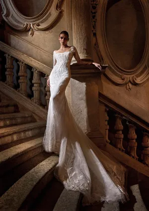 Pronovias Privee: Ametrine
