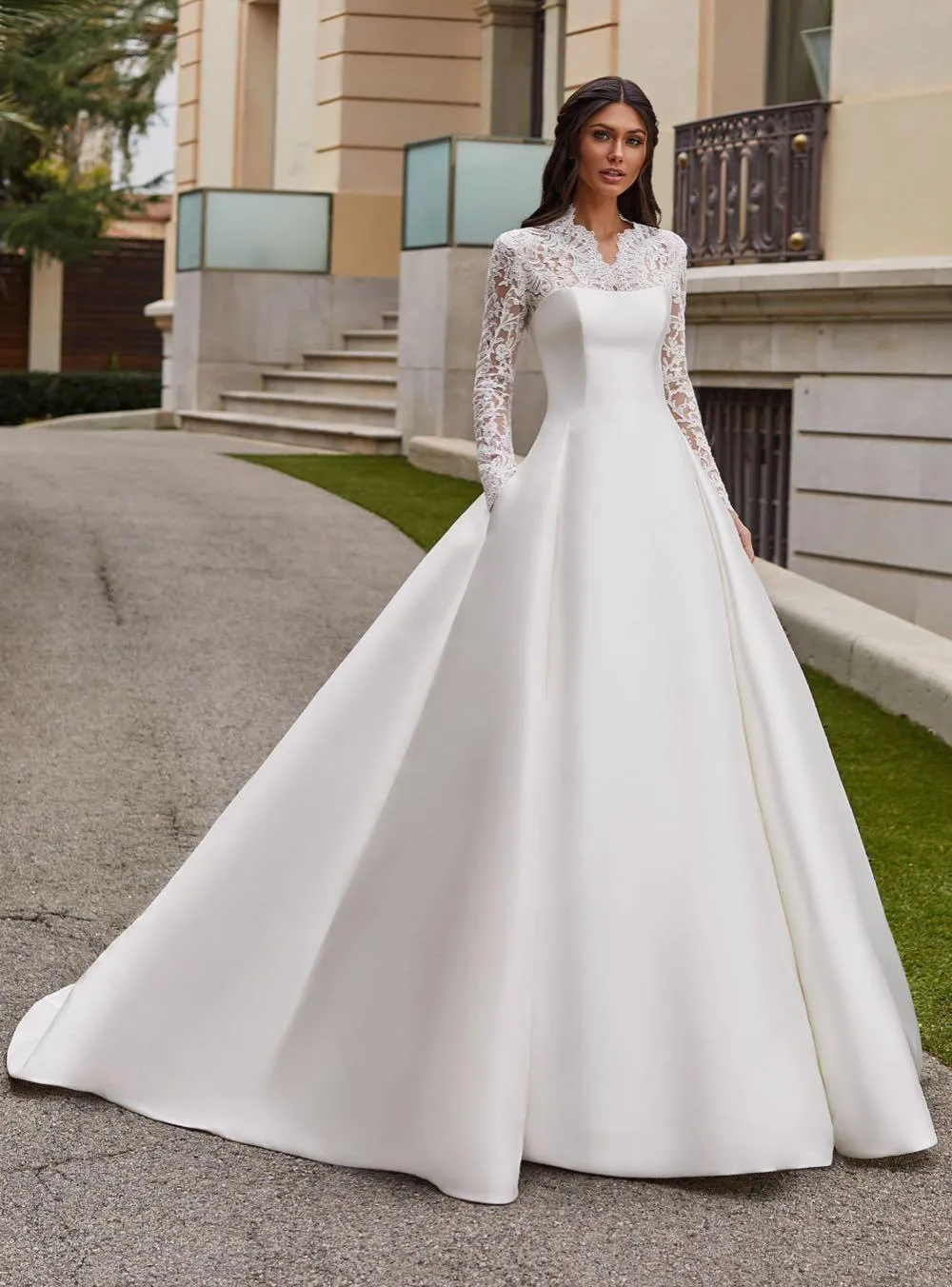 Pronovias "Jory"