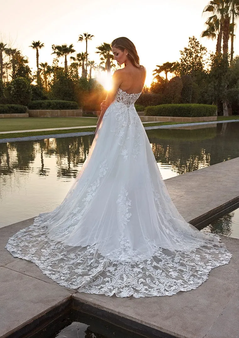 Pronovias: Rinnes