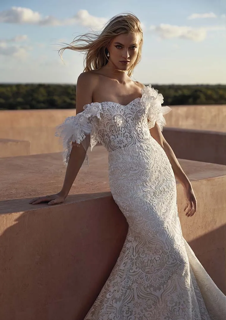 Pronovias: Safari