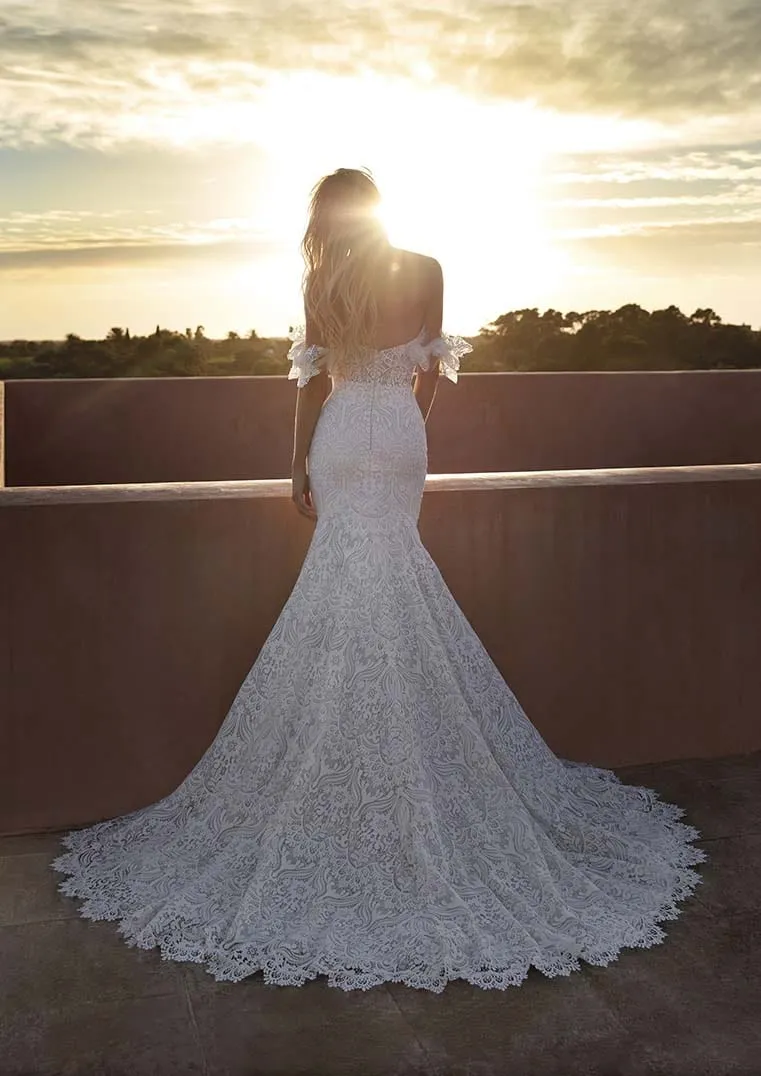 Pronovias: Safari