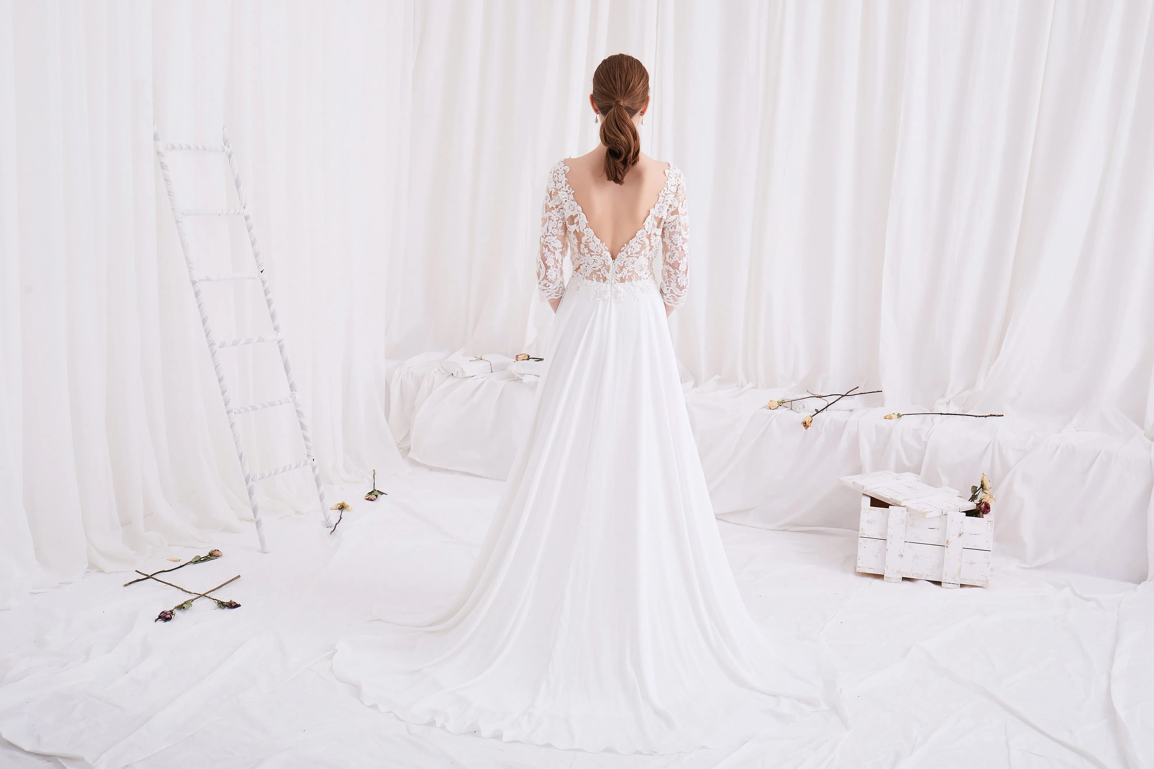 Sage - Selena Huan Alencon Fosted Sequin Embroidery Lace V-neck Milan imported chiffon gown