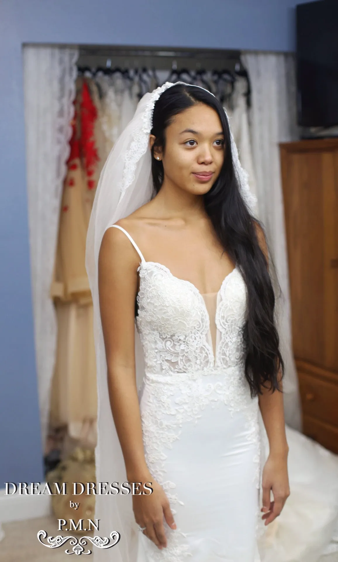 Sexy Low Back Wedding Dress (#SS16301)