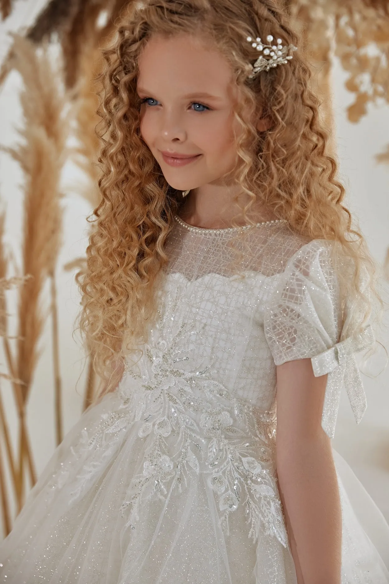 Short Sleeve White Sparkly Long Dress for Girls