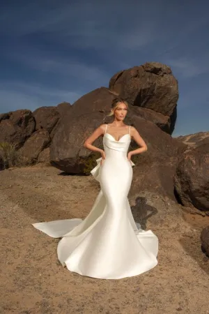 Size 8 Ivoire by Kitty Chen Jojo Diamond White Gown