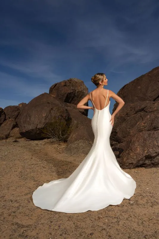 Size 8 Ivoire by Kitty Chen Jojo Diamond White Gown