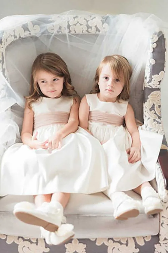 Sleeveless Tulle Waistband Satin Flower Girls Dress Cheap