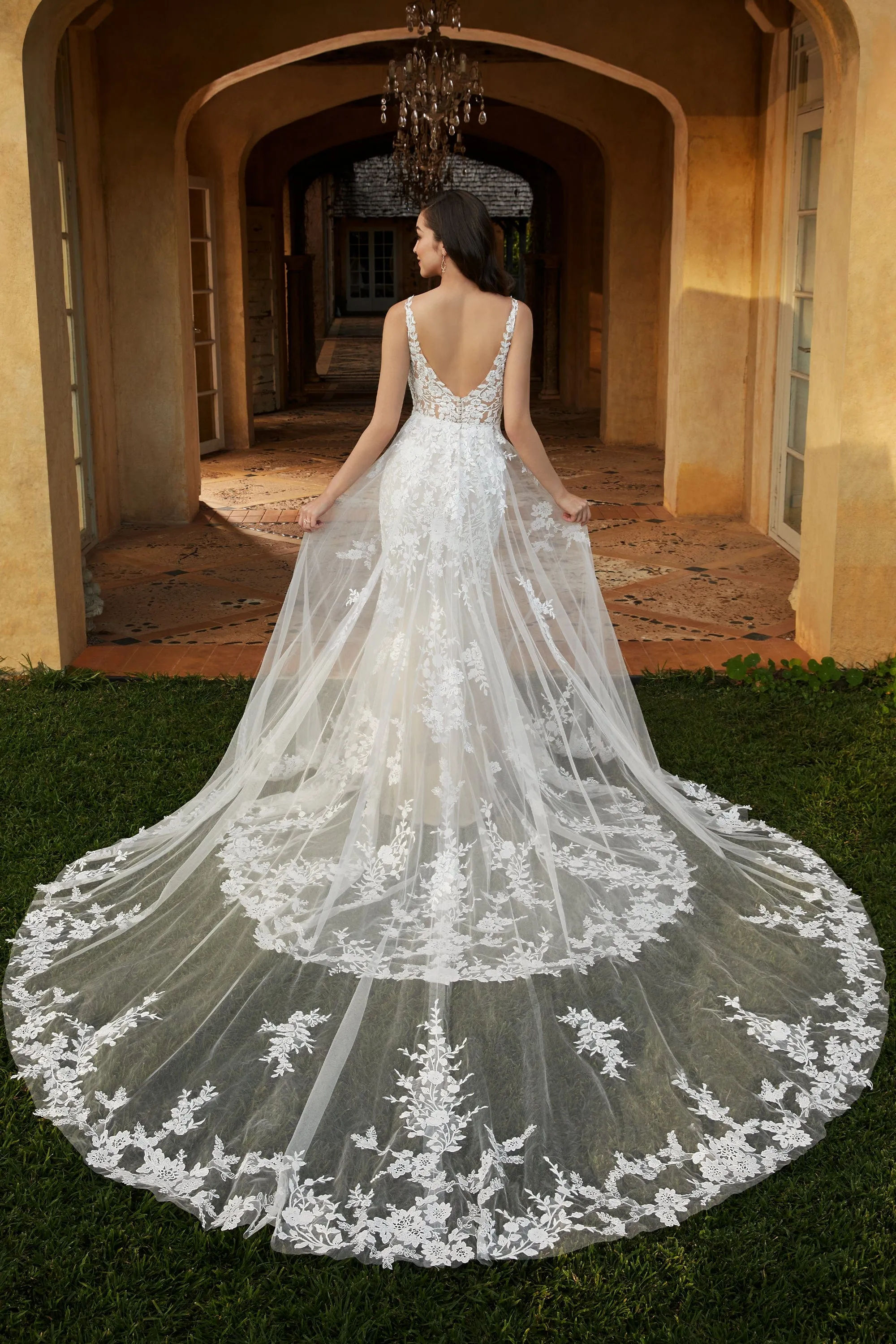 Sophia Tolli: Y12238 - Finley
