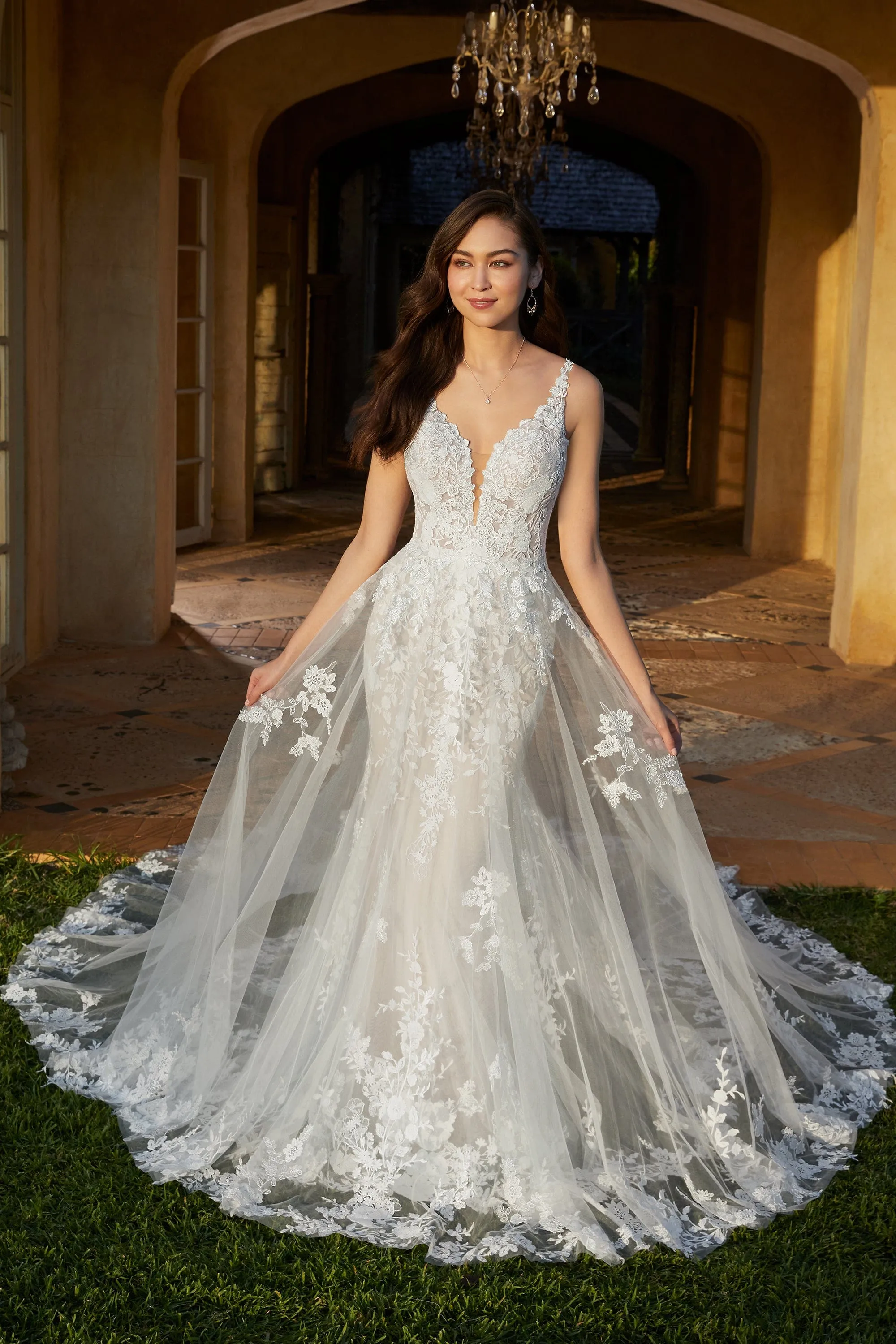 Sophia Tolli: Y12238 - Finley