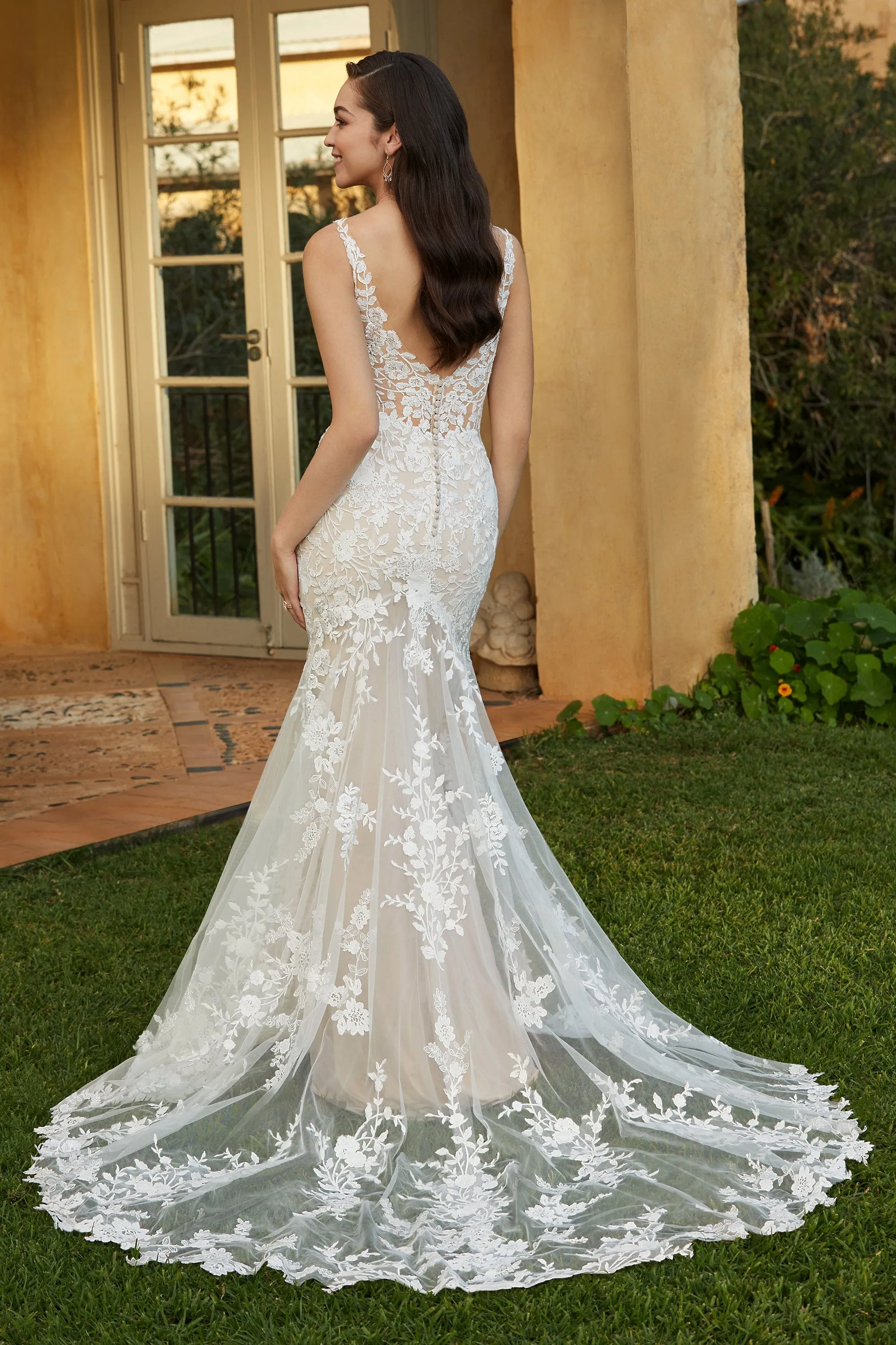 Sophia Tolli: Y12238 - Finley