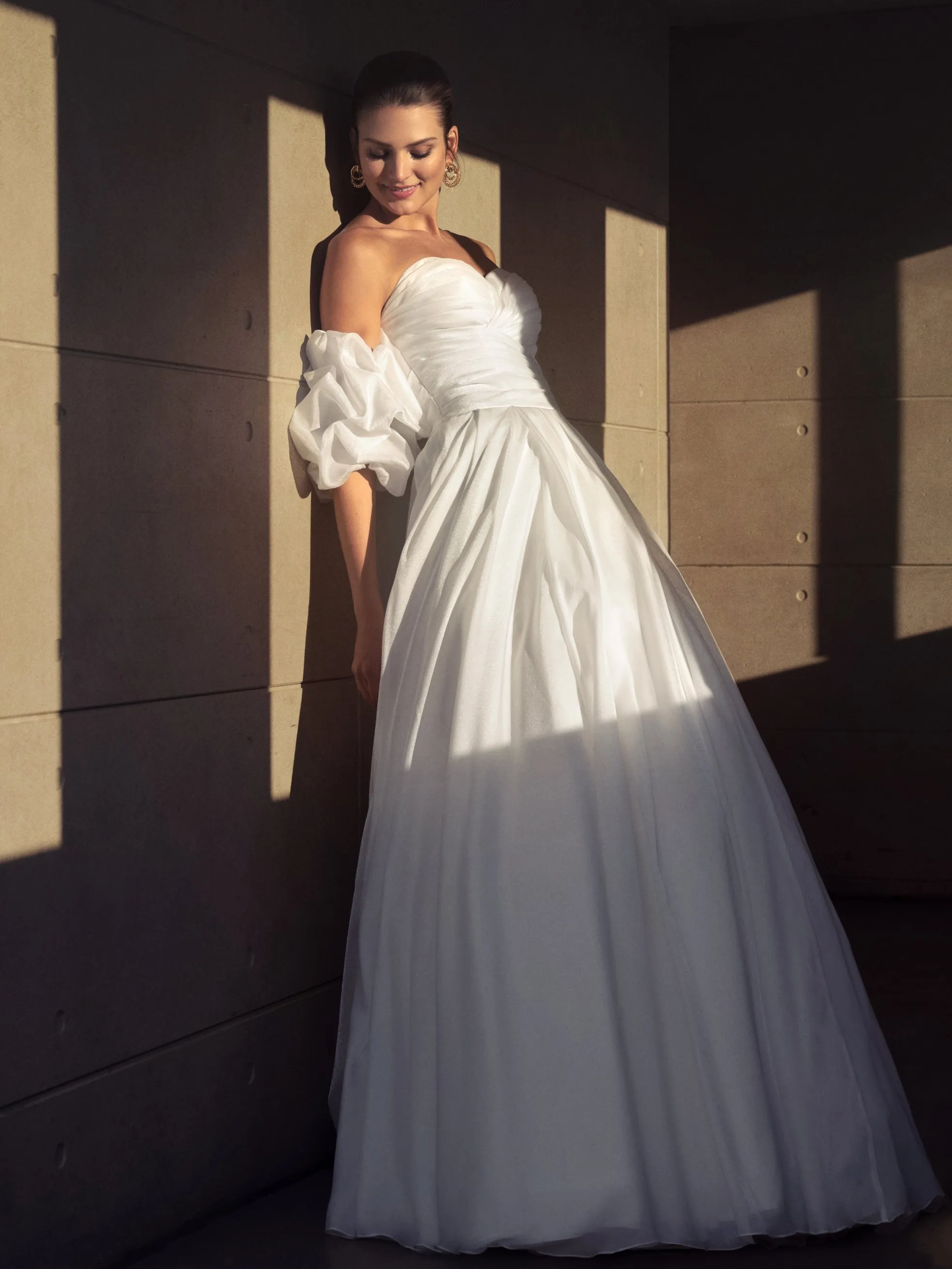 Strapless Organza Ball Gown With Removable Puff Sleeves In Ivory/Ivory In Ivory Ivory