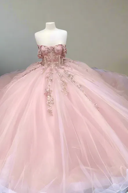 Strapless Sleeveless Pink Tulle Appliques Ball Gown Quinceanera Dresses