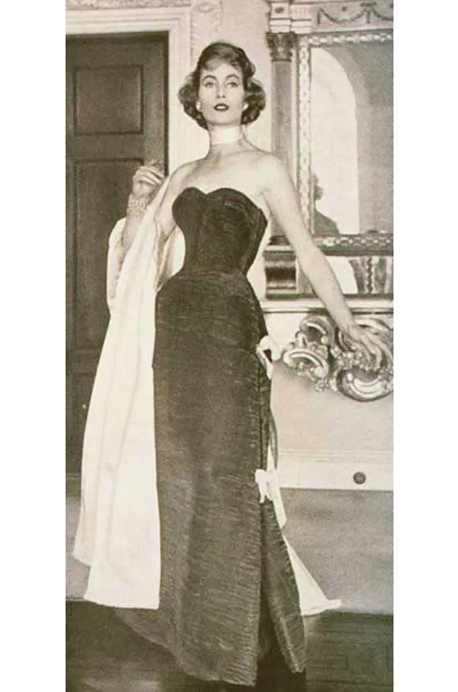 Sybil Connelly 1950's/1960's Muted Periwinkle Pleated Irish Linen Gown   Stole