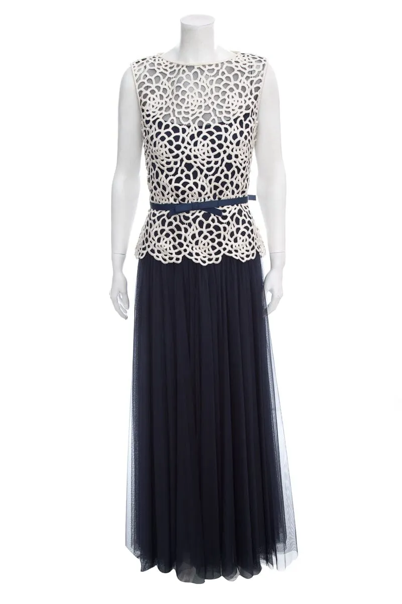 Tadashi Shoji White & Navy Knit Lace Gown SZ 6
