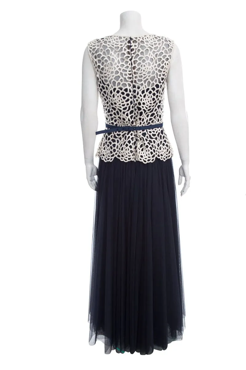 Tadashi Shoji White & Navy Knit Lace Gown SZ 6