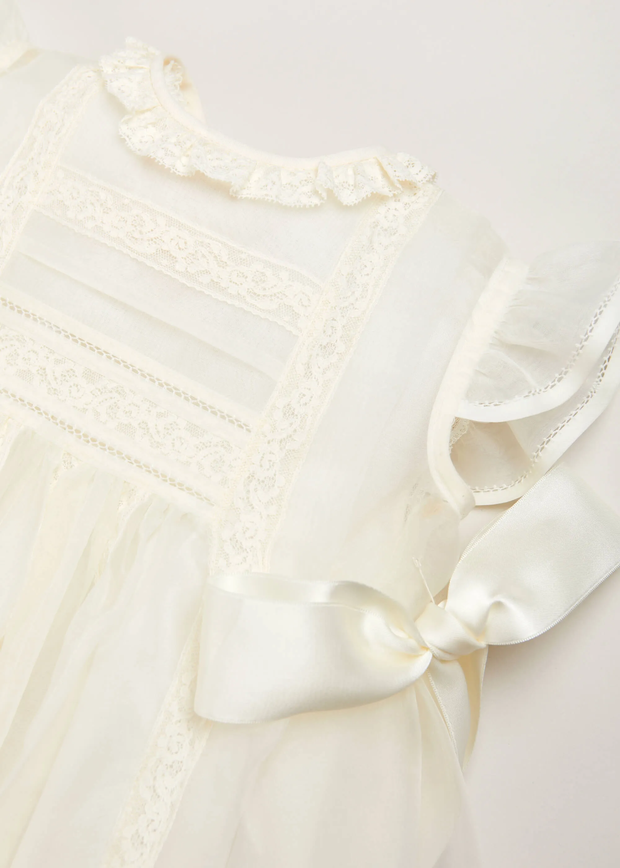 Traditional Cream Christening Gown (3mths-5yrs)
