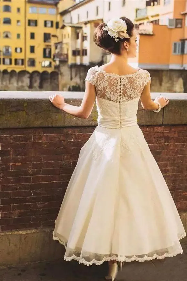 Vintage A Line Bateau Tea-length Sleeveless Long Tulle Romantic Bridal Gown Wedding Dresses Flowers OHD159