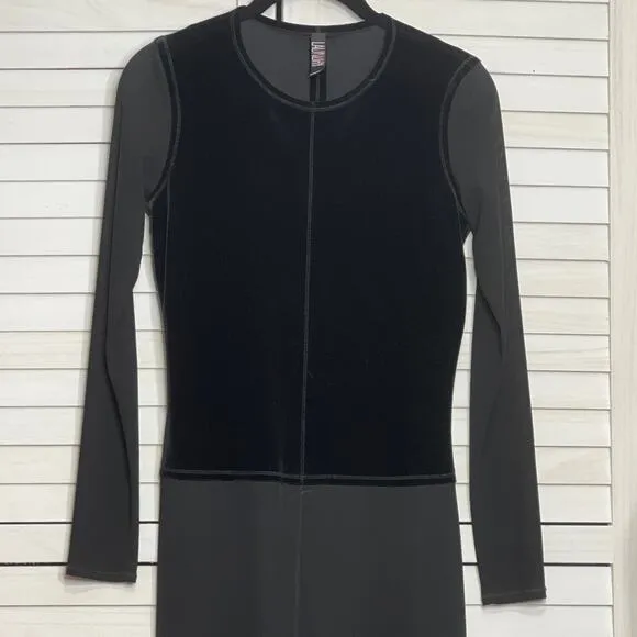 Vintage LAUNDRY Shelli Segal Petite Evening Gown Black Velvet P